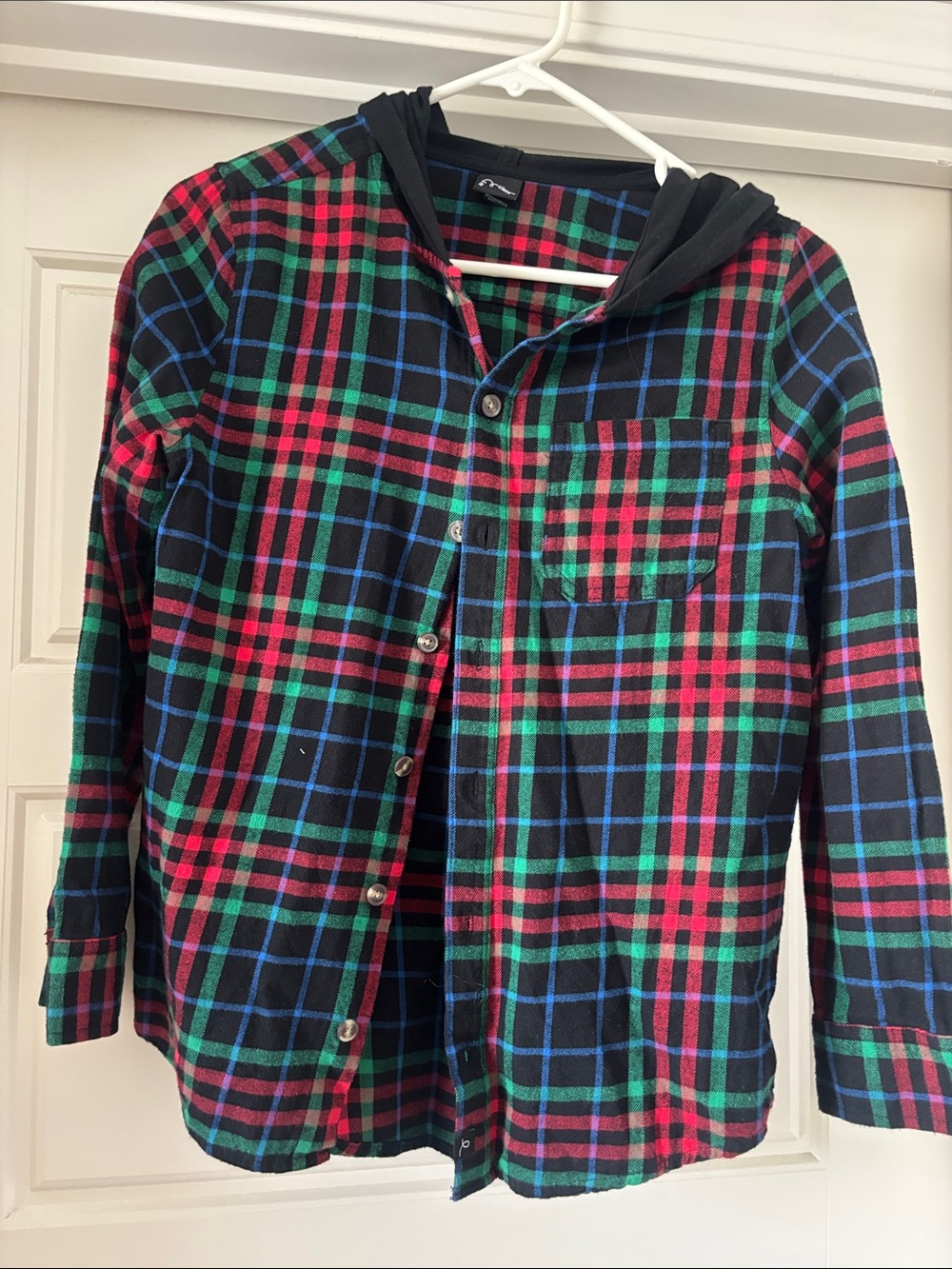 art class boys Plaid Button-Front Hooded Shirt in Black, Red & Green